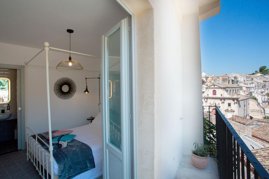Intervallo Boutique Hotel Ragusa Exterior photo